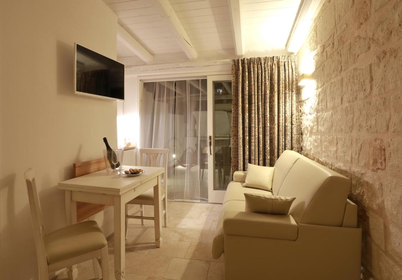 Palazzo Stapane Home Suite 9 - Luxury Living Monopoli Buitenkant foto