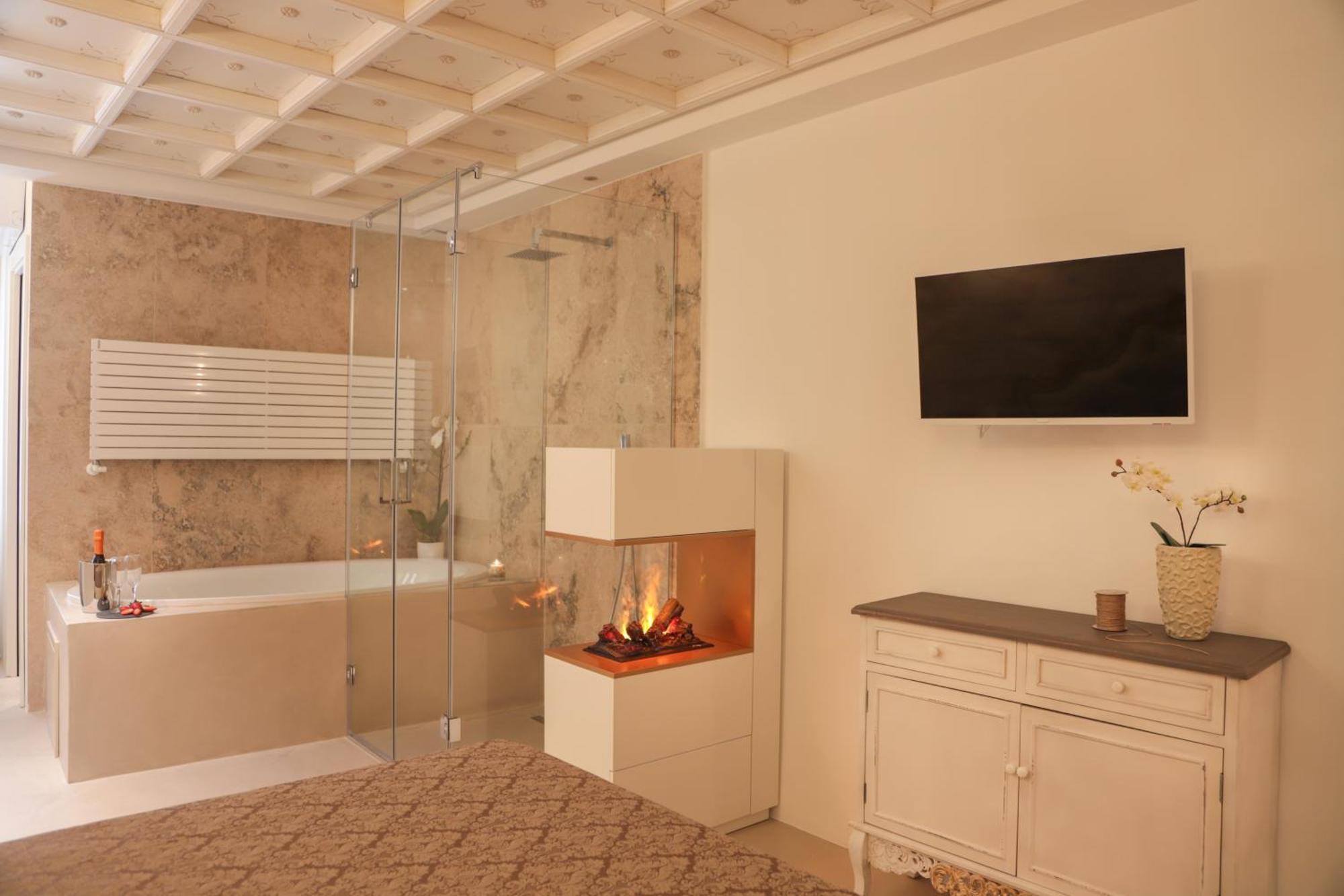 Palazzo Stapane Home Suite 9 - Luxury Living Monopoli Buitenkant foto