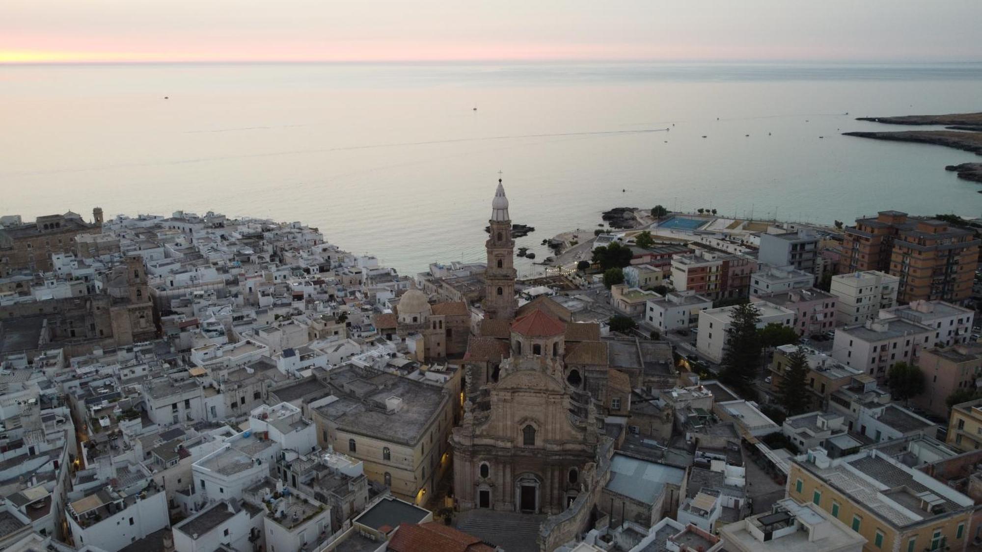 Palazzo Stapane Home Suite 9 - Luxury Living Monopoli Buitenkant foto